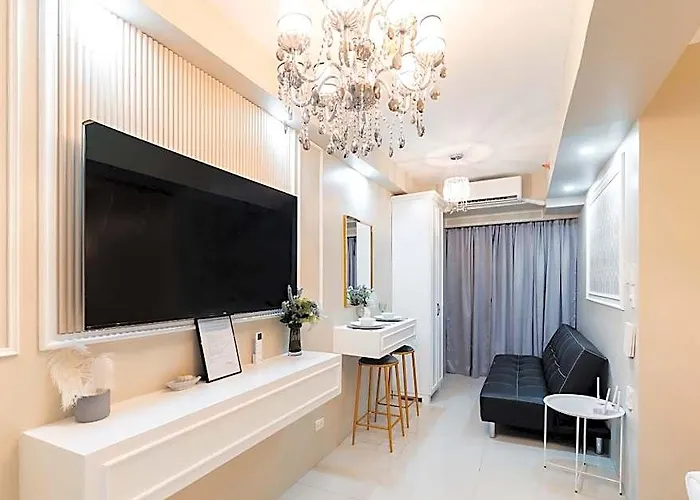 Homefort At S Residences 5*